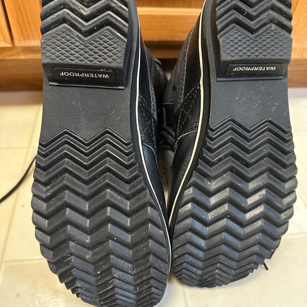 SOREL size 10 winter boots - Picture 3 of 6